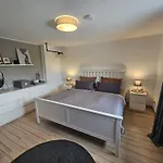 Eifel-ferienhaus Landblick 펜션