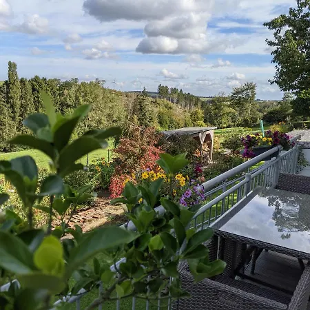 Eifel-ferienhaus Landblick Casa de Férias *